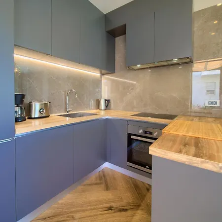 House Fra&la With Private Pool * Krk Town