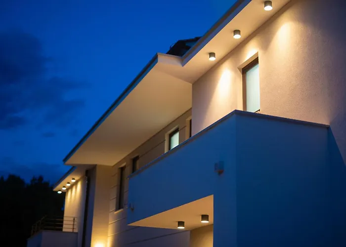 House Fra&la With Private Pool * Krk Town
