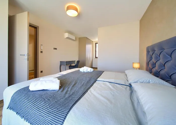 House Fra&la With Private Pool Hébergement de vacances Krk Town