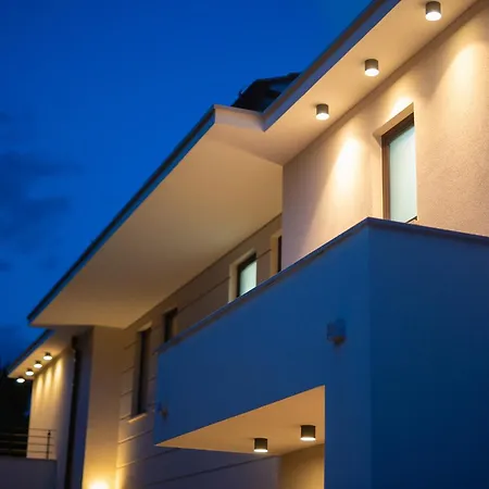 House Fra&la With Private Pool * Krk Town