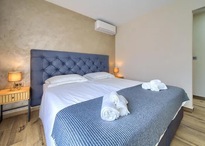 House Fra&la With Private Pool Ferienhaus Krk Town