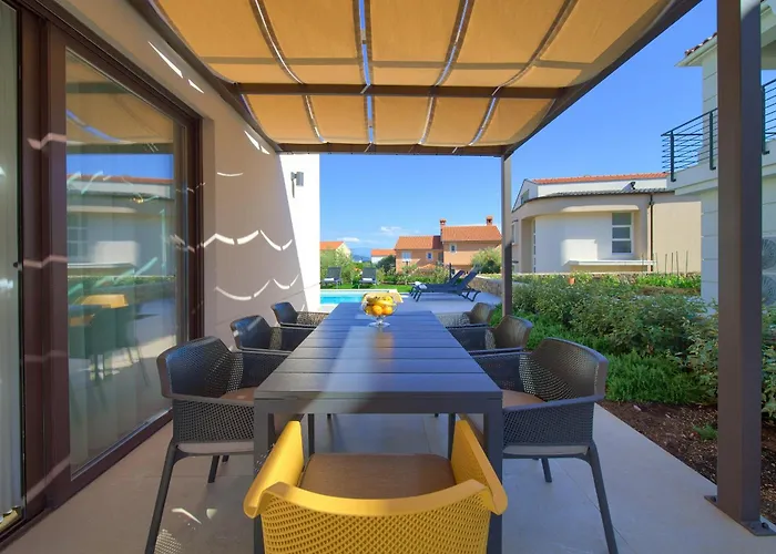Ferienhaus House Fra&la With Private Pool