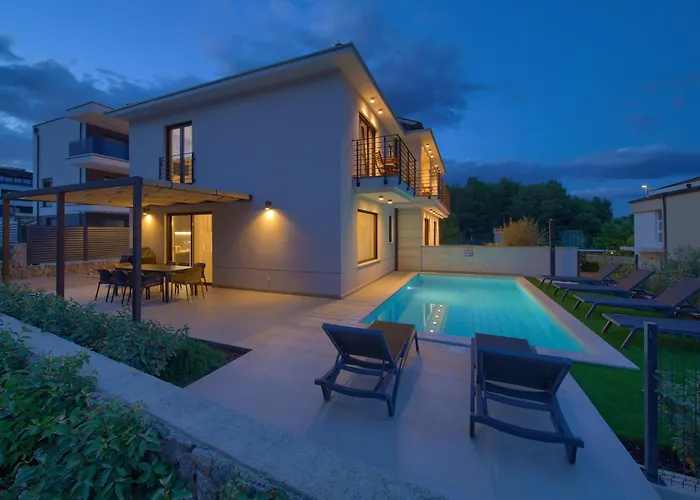 Ferienhaus House Fra&la With Private Pool